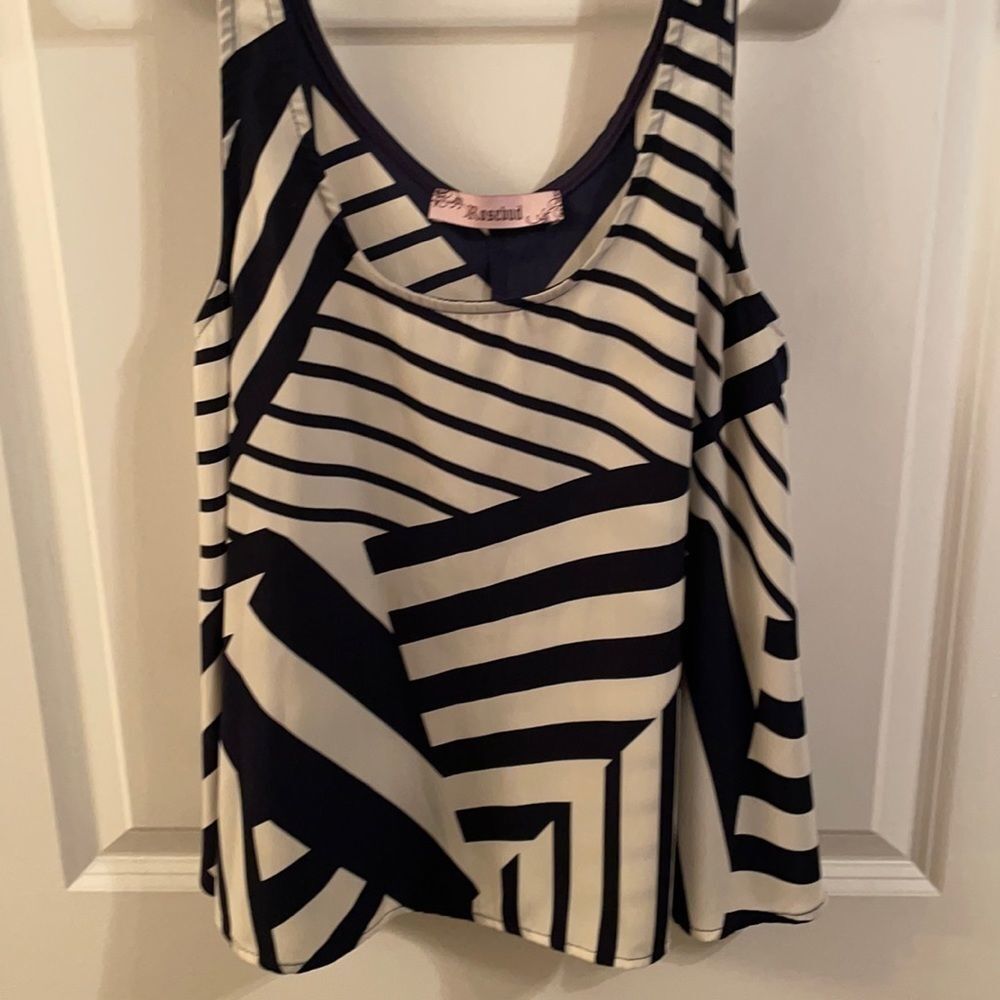 Rosebud Top - Size Small